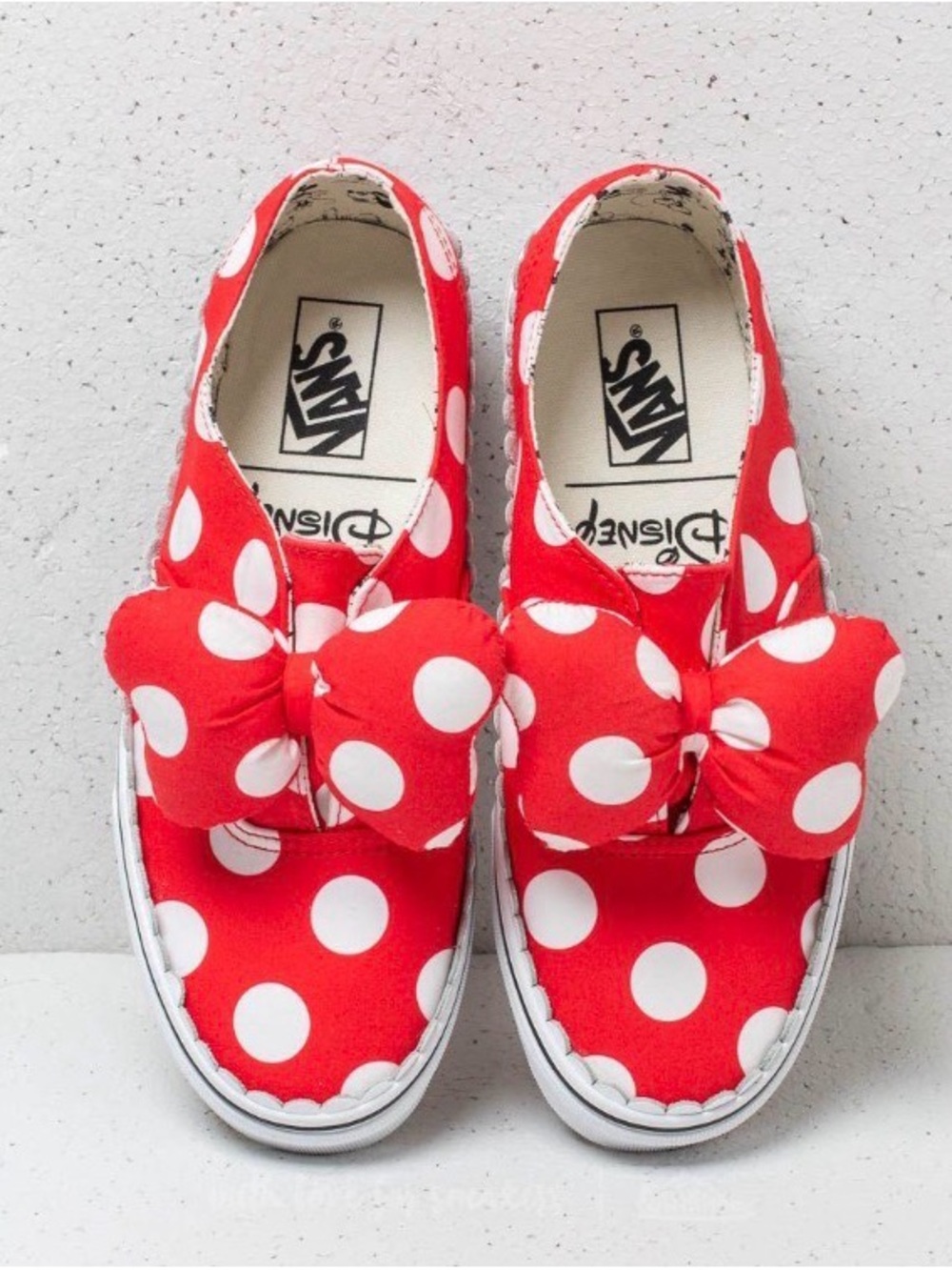 Vans x Disney Minnie Mouse Bow Slip-On Sneakers Red Polka Dot Women’s 8
